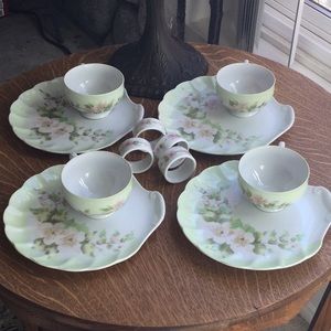 🌿Vintage Sandwich Plates,Cups & Napkin Rings, Gorgeous!🌿